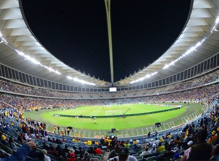 سرقة كأس دوري جنوب أفريقيا قبل انطلاق المباراة النهائية