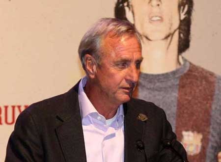 الفحوصات الطبية تكشف إصابة أسطورة هولندا يوهان كرويف بالسرطان