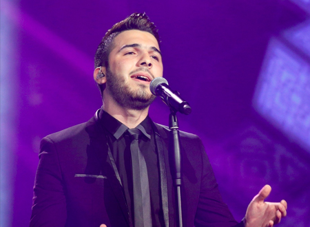 السوري حازم شريف يتوّج بلقب Arab Idol في موسمه الثالث