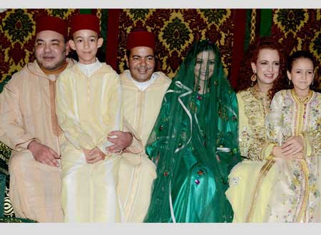 الملك محمد السادس يحتفل بزفاف شقيقه.. صور