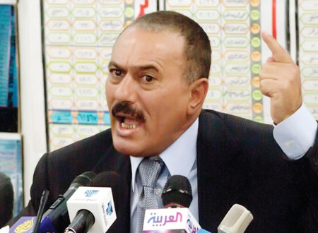 علي عبد الله صالح يصل الولايات المتحدة للعلاج
