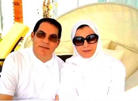 شاهد.. أحدث صور لزين العابدين بن علي وزوجته ليلى الطرابلسي