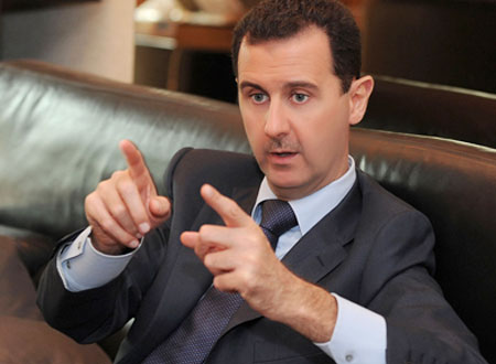 بشار الأسد يتسبب في أزمة لصحيفة فرنسية 