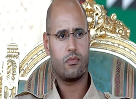 أنباء عن هروب سيف الإسلامي القذافي بعد معارك في مطار طرابلس