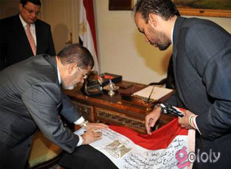 حجاجوفيتش يكشف لغز أمنية محمد مرسي بالتوفيق للشهداء!