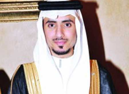 وجهاء وعسكريون في احتفال الشريف بزواج نواف