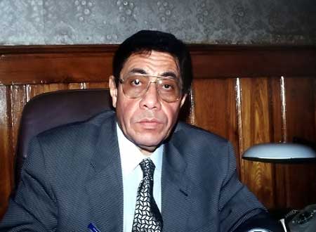 عبدالمجيد محمود يتقدم باستقالته