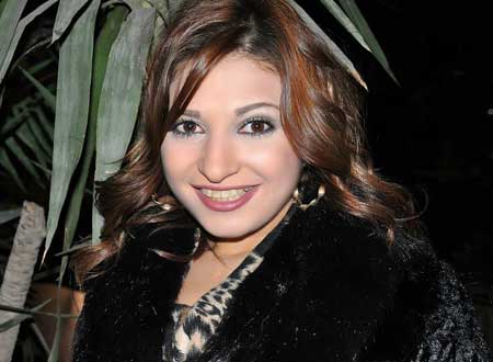 منة جلال تحتفل بعقد قرانها 