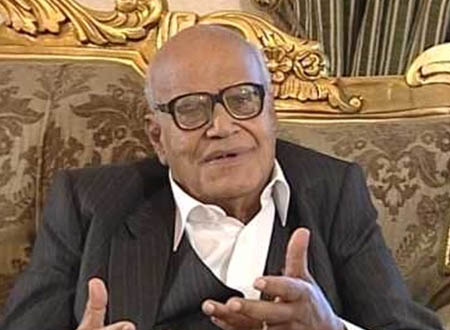 وفاة الشاعر المصري محمد التهامي 